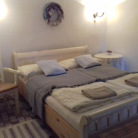 Tulipanos Vendeghaz Appartement Obanya Buitenkant foto