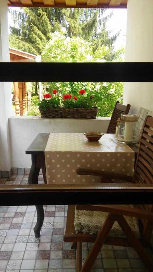 Tulipanos Vendeghaz Appartement Obanya Buitenkant foto