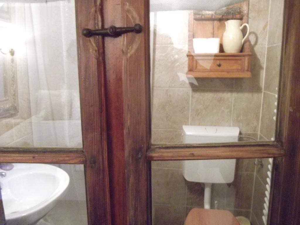 Tulipanos Vendeghaz Appartement Obanya Buitenkant foto